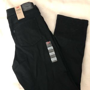 Levi’s Classic Straight Mid Rise - Size 12 W31 L30